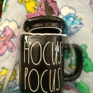 Artis Black Ceramic Mug